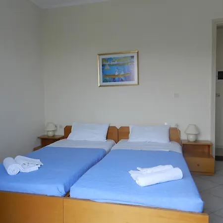 Apartment Spasmeni Vrisi *